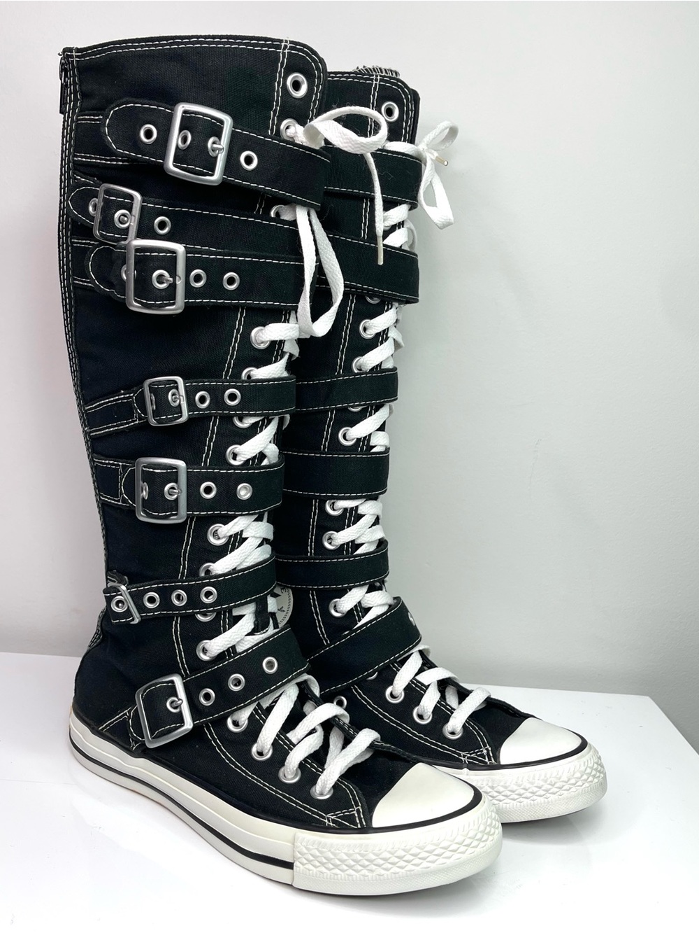 Converse Chuck Taylor XX-Hi Buckles Lace-Up Knee-High Buckle Sneakers Size 7